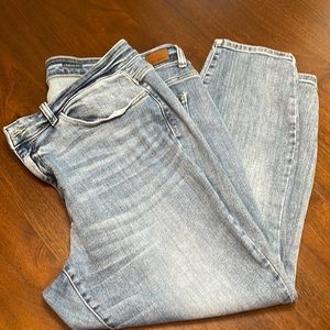 Woman’s Judy Blue Jeans sz 20w